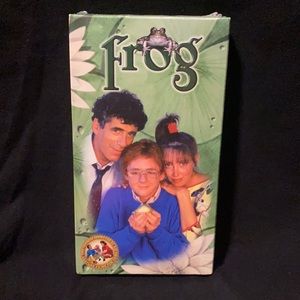 SEALED Frog VHS Shelley Duvall Elliot Gould